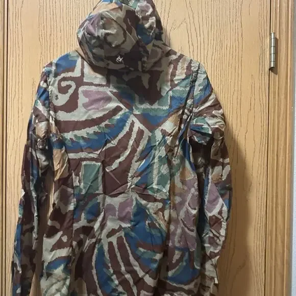 Patagonia rain jacket size small - Picture 11 of 11